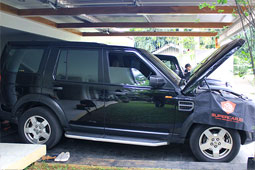 bengkel land rover supercar